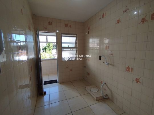 Apartamento com 3 quartos e 81m² para alugar em Passo da Areia, Porto Alegre. - Photo 1