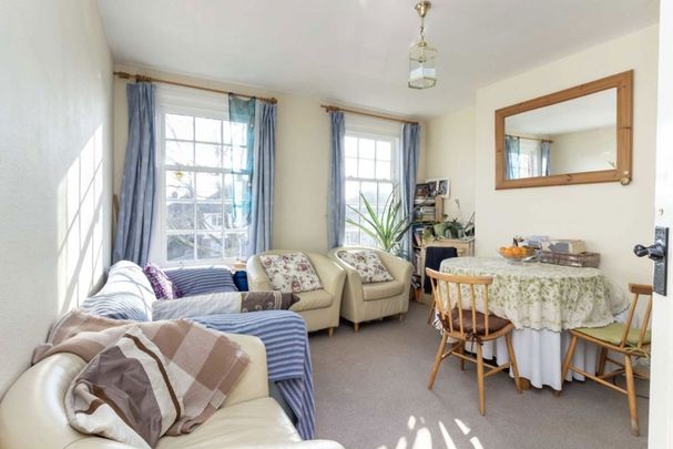 Friern Park, N12, London - Photo 1