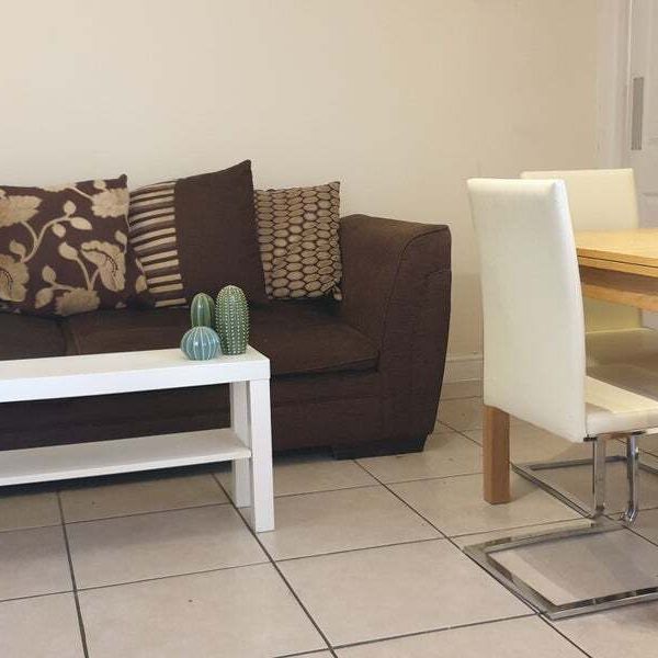 New Road, HP12 4RQ - Photo 1