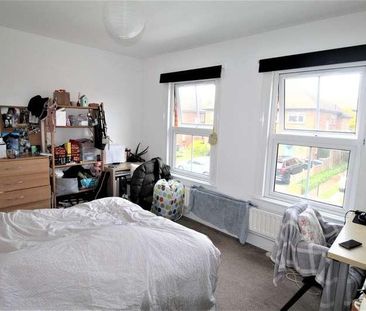 Bond Street, Englefield Green, TW20 - Photo 3