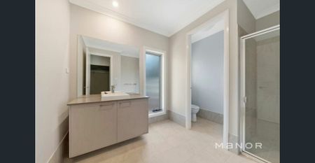 Modern Family Living in a Quiet Castle Hill Pocket - Photo 3