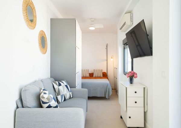 PRECIOSO ESTUDIO CON AMPLIA TERRAZA EN LOS BOLICHES