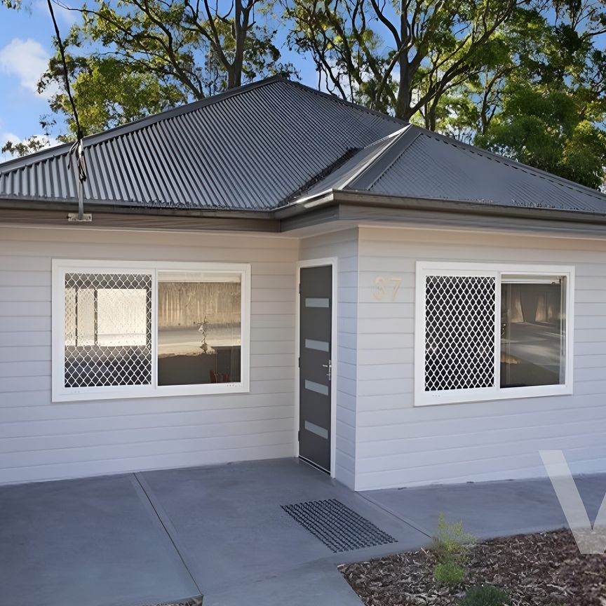 37 Moore Street, Birmingham Gardens NSW 2287 - House For Rent | Domain - Photo 1