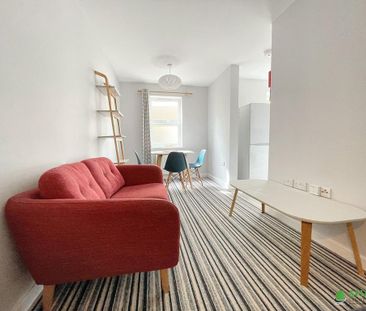 3 bedroom apartment to rent - Photo 1