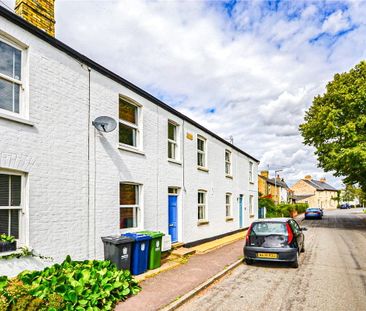 Well-presented 2 bedroom mid terrace Victorian house for rent in th... - Photo 4