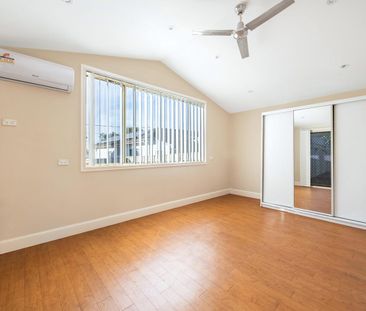 2 Bedroom granny flat with air conditioning - Photo 3