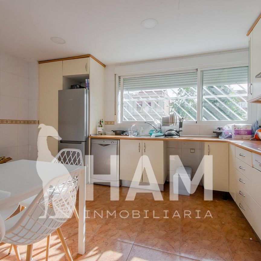 Habitación - Madrid - Rejas - 525€ MES - Ref. GPP9989 - Photo 1