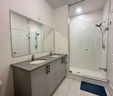 For Lease - 185 Hayrake Street, Brampton, Ontario - Photo 2