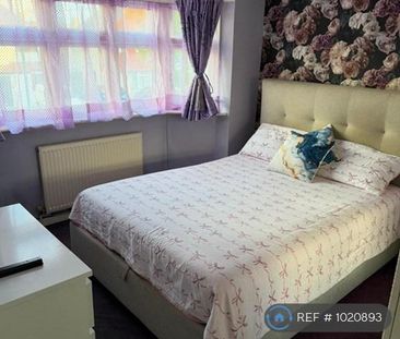 3 bedroom terraced house to rent - Photo 6