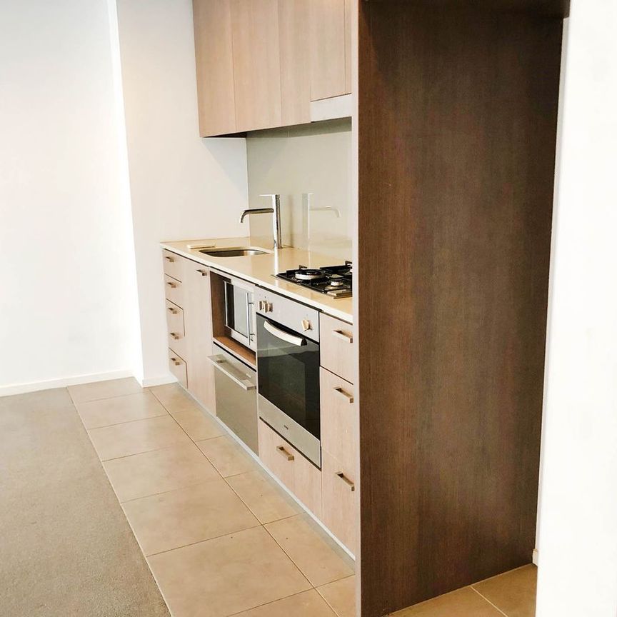 1 Bedroom Apartment with Stunning Views - Photo 1