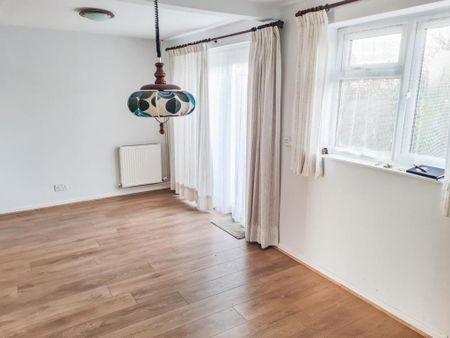 2 bedroom house to rent - Photo 2