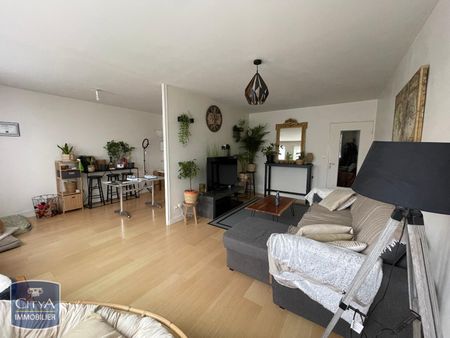 Location Appartement 4 pièces 84m² LE MANS 72000 - Photo 2