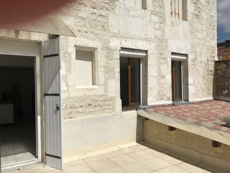 Location Appartement 2 pièces 42m² ANGOULEME 16000 - Photo 4