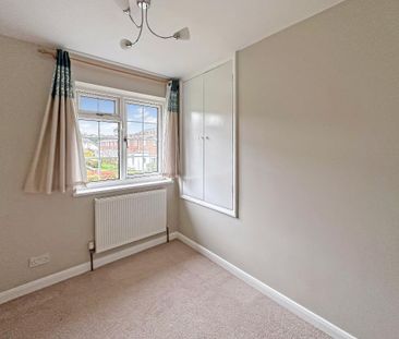 3 bedroom terraced house to rent - Photo 4
