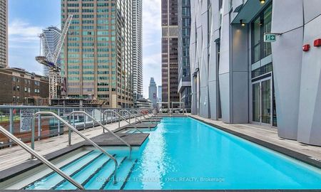 For Lease - 1 Yorkville Avenue Unit# 3003, Toronto, Ontario - Photo 2