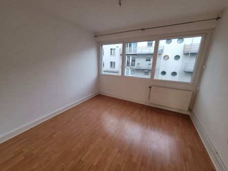 Location Appartement 3 pièces 63m² BOULOGNE SUR MER 62200 - Photo 5