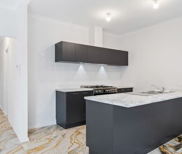 Spacious Family Home in a Convenient Elizabeth South Location - Photo 4