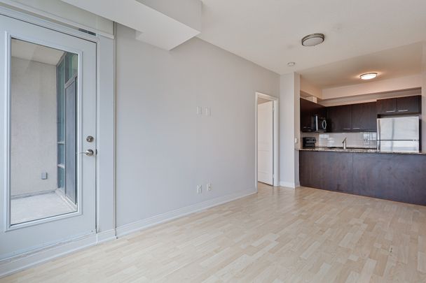 2 Bedrooms + Den - Photo 1