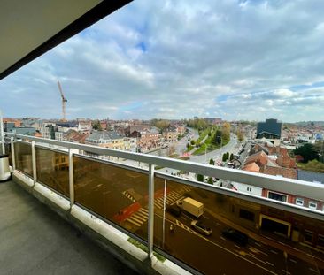 APPARTEMENT AAN STADSRAND MET PANORAMISCH ZICHT - Foto 6