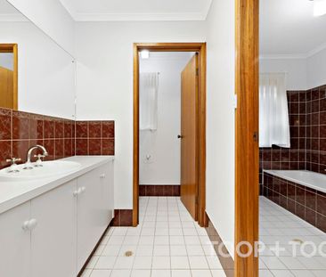 1 Steen Crescent, Pooraka, SA 5095 - Photo 3
