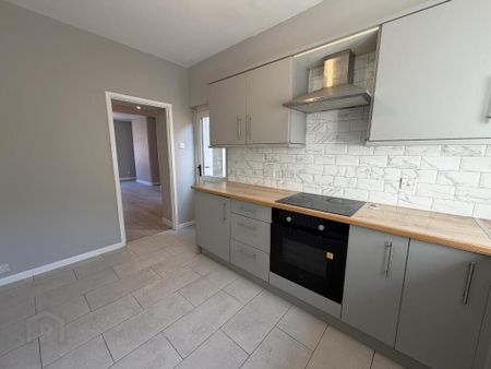 15 Larne Street, Ballymena, BT42 3AJ - Photo 2
