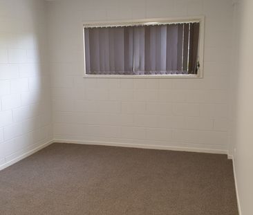 Property ManagementFlat 41 Cockayne Cres, Sunnynook - Unit for Rent - Photo 2