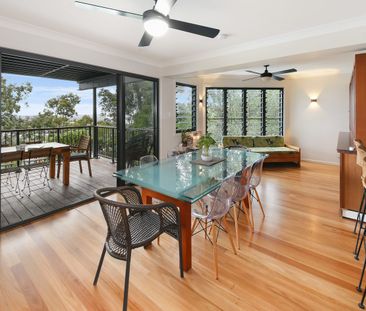 Ocean and Mountain Views! - Photo 2