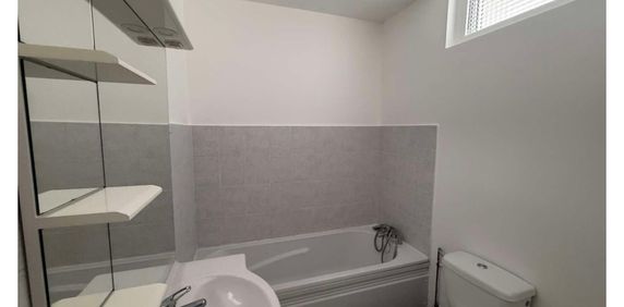 Location Appartement 1 pièce 35m² ILLZACH 68110 - Photo 2