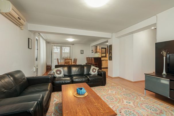 Vila de inchiriat Mogosoaia - 4 dormitoare - Photo 1