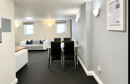 2 Bed Student Accommodation - Photo 3