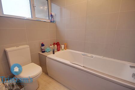 2 bed Mid Terraced House for Rent - Photo 5