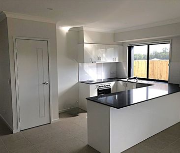 Family Home In Camelot Estate! - Photo 4