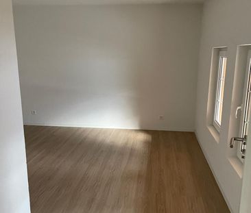 Stylish 5.5-room apartment with balcony, Bolligen - Photo 1