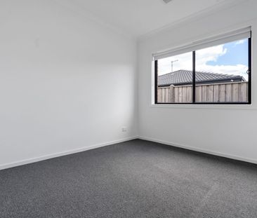 Perfect balance of space, style & convenience! - Photo 6