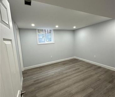 For Lease - 8 Roseneath Crescent Unit# B, Kitchener, Ontario - Photo 4