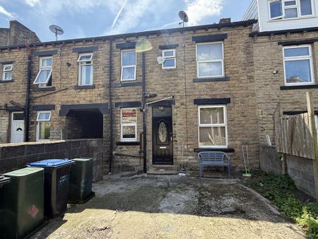 2 bedroom terraced house to rent - Photo 2