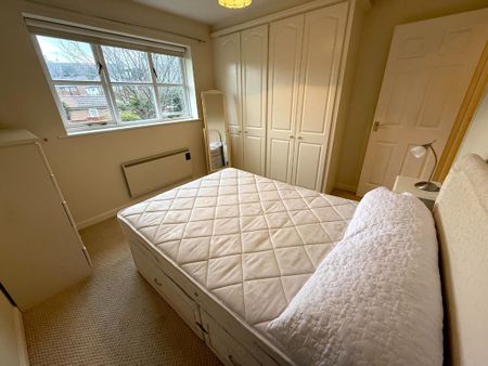 2 bedroom flat to rent - Photo 4