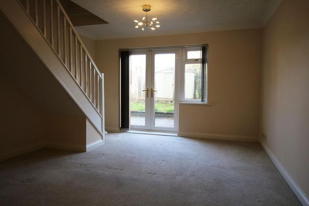 2 bedroom semi-detached house to rent - Photo 1