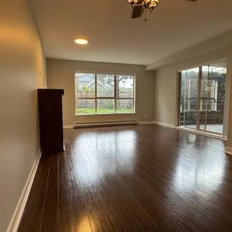 2 BEDROOM + DEN - WALNUT GROVE - Photo 1