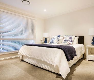 9 Rebecca Court, Broadbeach Waters QLD 4218 - House For Rent | Domain - Photo 6