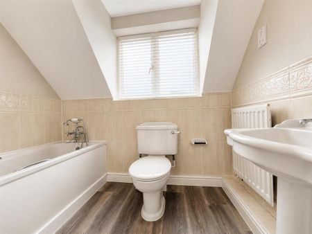 7 bedroom detached house to rent - Photo 5