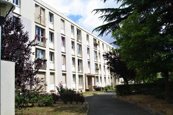 Appartement 2 pièces CHATOU, - Photo 1