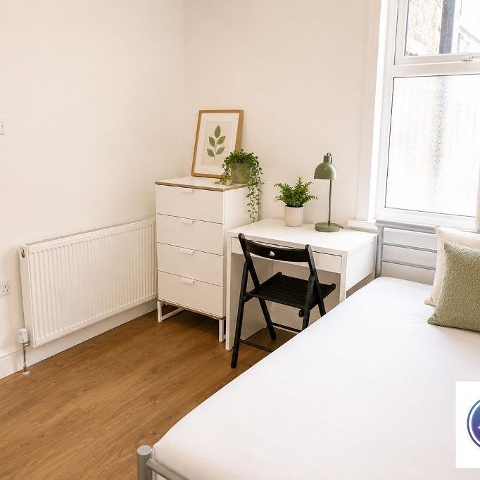 6 Bedroom Flat To Rent - Photo 1