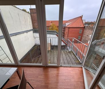 Schönhauser Allee: Dachgeschoss, 3-Zi, 2 Bäder + Terrasse, 137 m² m... - Foto 1