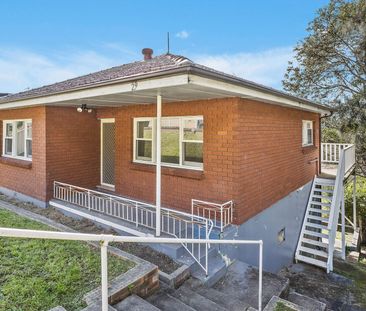 Spacious and updated two bedroom home. - Photo 4