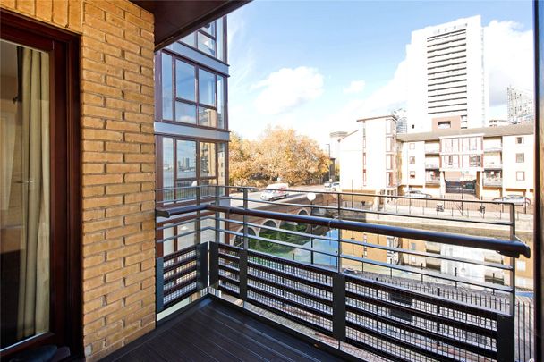Lewis House, E14 - Photo 1