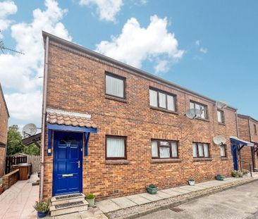 35 Edgewater, Lisburn, BT27 5PZ - Photo 2