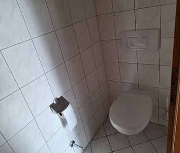 3 Raumwohnung mit Balkon und EBK inklusive - Photo 4