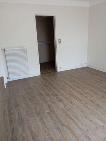 Location Appartement 3 pièces 70m² - Photo 5