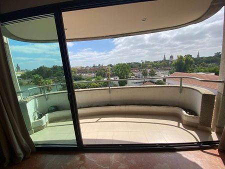 5 room luxury Apartment for rent in Seville, Spain - Photo 4